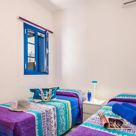 Awesome Puerto Del Carmen - 3 Bedrooms - Holanda Grande - Short Walk To - Pool Table *