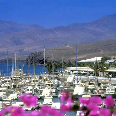 Awesome Puerto Del Carmen - 3 Bedrooms - Holanda Grande - Short Walk To - Pool Table Villa