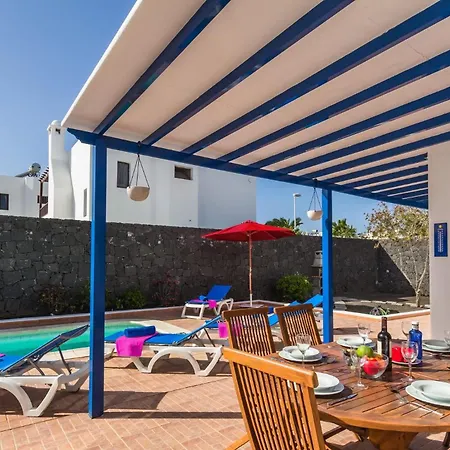 Awesome Puerto Del Carmen - 3 Bedrooms - Holanda Grande - Short Walk To - Pool Table *