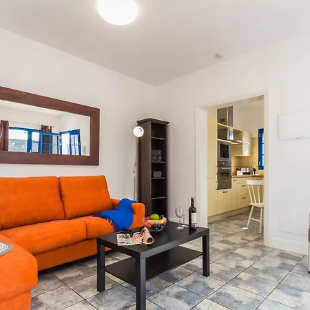Awesome Puerto Del Carmen - 3 Bedrooms - Holanda Grande - Short Walk To - Pool Table Villa Puerto del Carmen (Lanzarote)